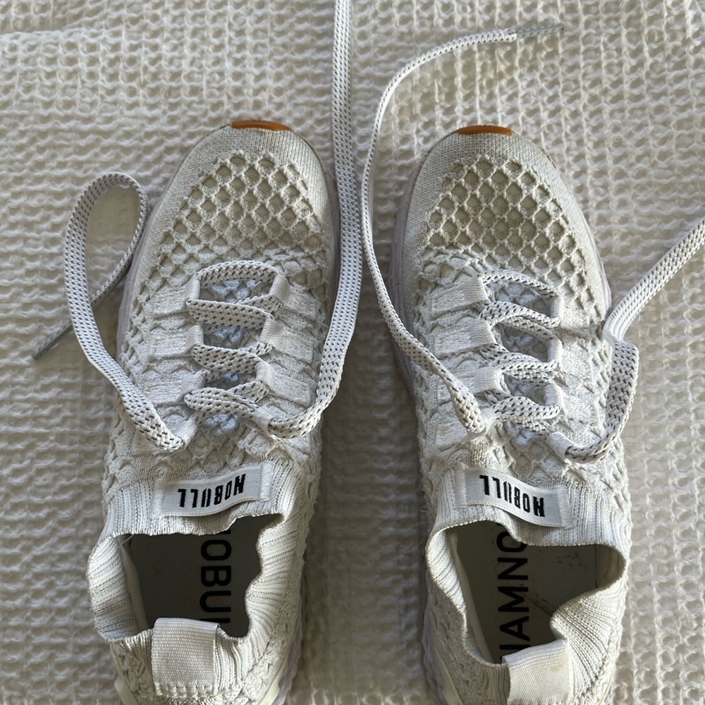 No Bulls White Running Shoes